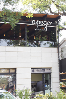 Invitados en Apego Restaurante